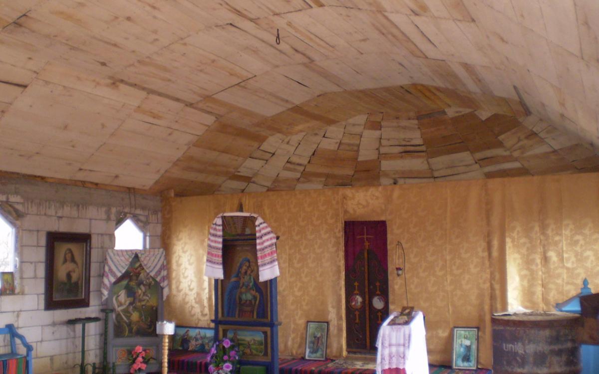 Biserica în timpul înnoirii